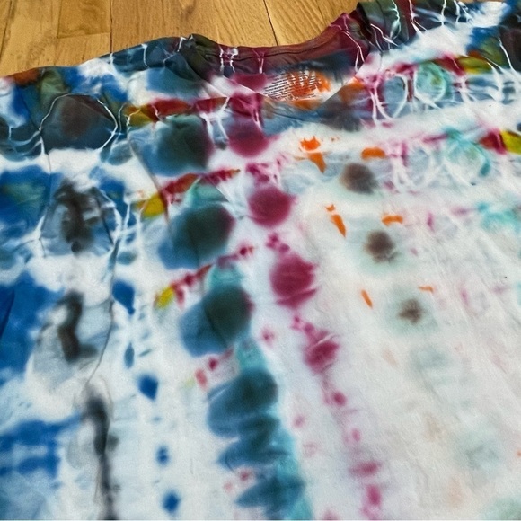 Hand tie dyed tshirt cosmic egg psychedelic kaleidoscope vneck 2XL blue - Picture 3 of 7